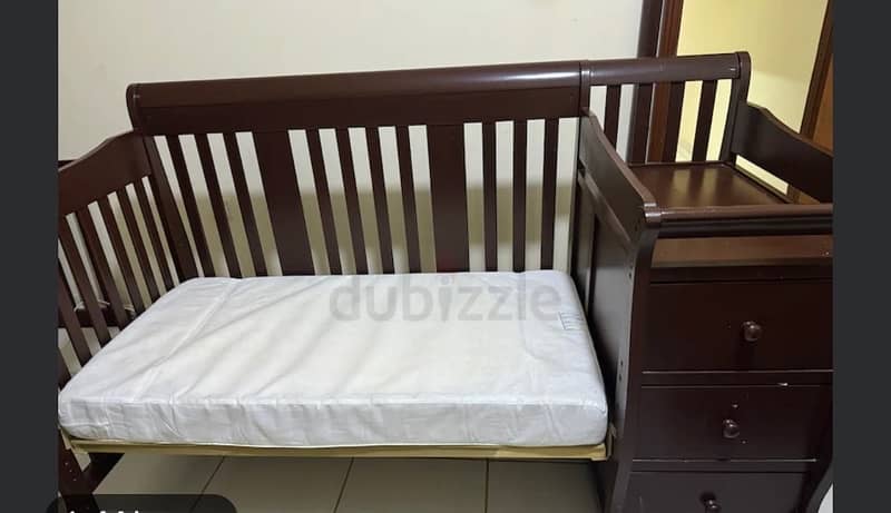 giggles baby cot with mattress 2