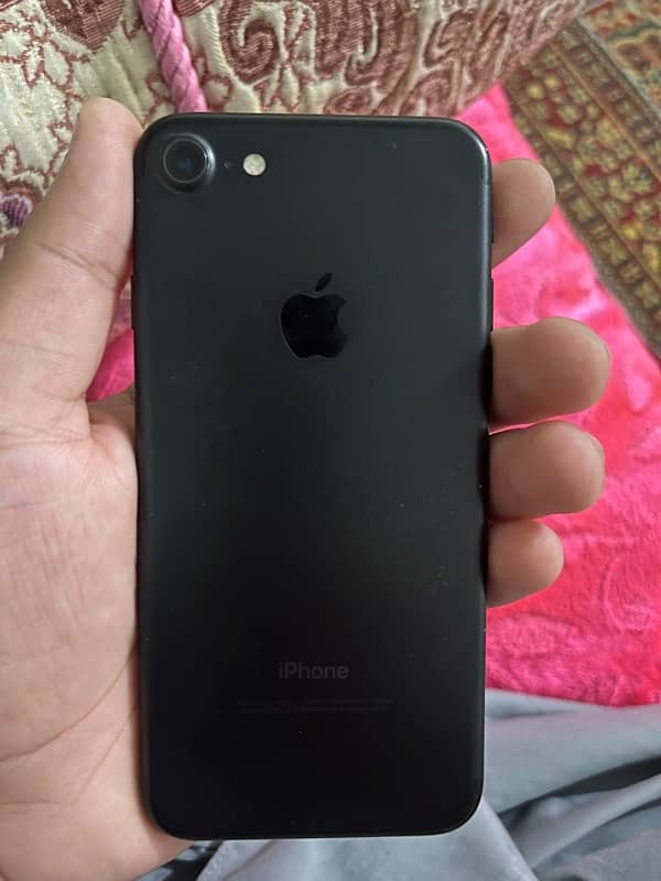 iphone7 32Gb pta approved 3