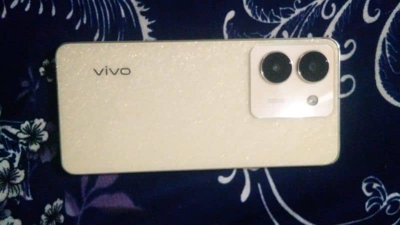 Vivo Y36 4