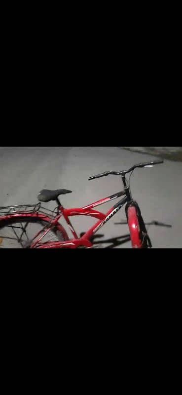 "Durable Humber Bicycle for Sale – Perfect Condition 2