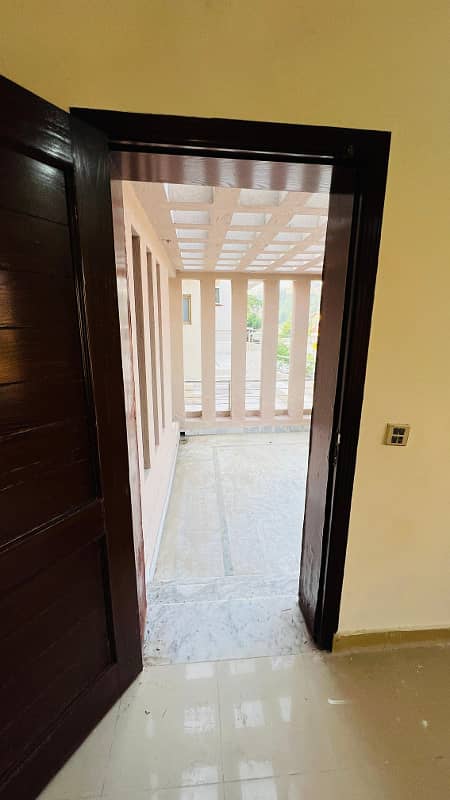 10 marla house for rent in bahria towan Rawalpindi phase 3 11