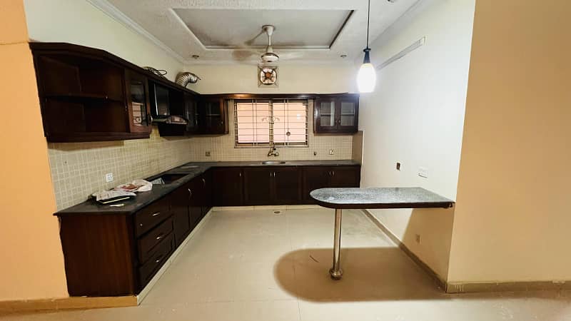 10 marla house for rent in bahria towan Rawalpindi phase 3 23