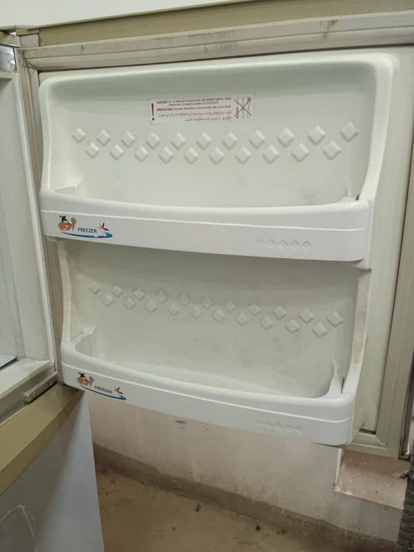 pell fridge medium size 4