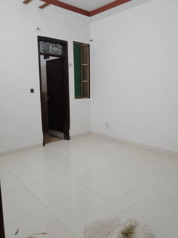 4 bed lounge 2nd floor portion for rent 4