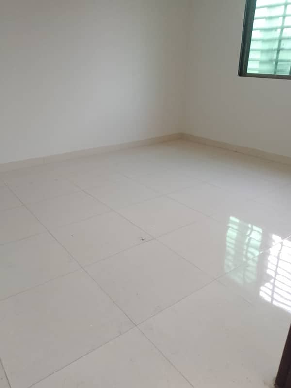 4 bed lounge 2nd floor portion for rent 6