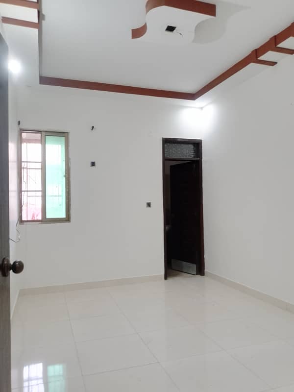 4 bed lounge 2nd floor portion for rent 13