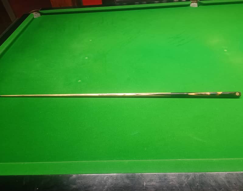 UK Brand Single Piece Cue Premium Tip installed 1