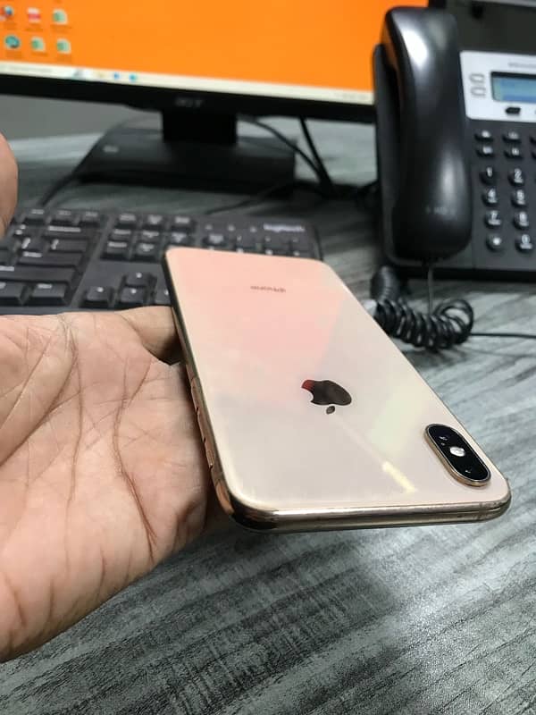 Iphone Xsmax Final Price No Barganing 9