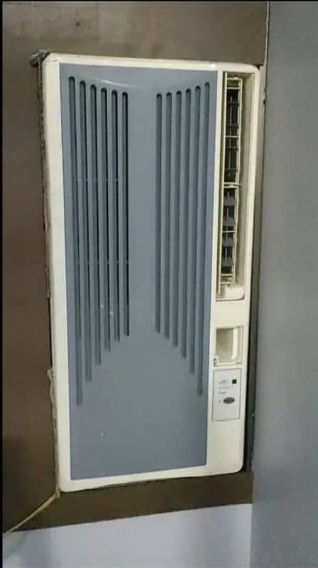 Window AC For Sale 110 With Stabilizer 1