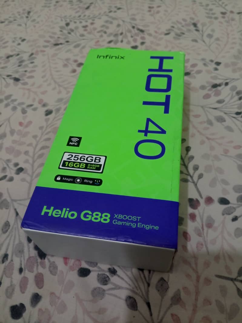 Infinix Hot 40 8