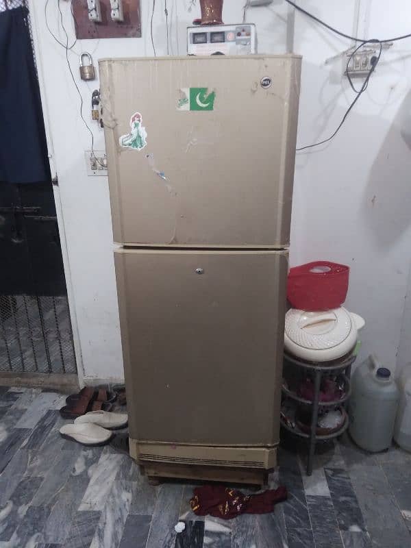 pel freezer Gud condition 0