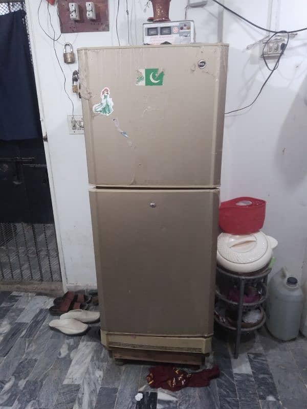 pel freezer Gud condition 1