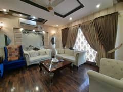 10 Marla Fully Furnished Prime Location House Available For Rent