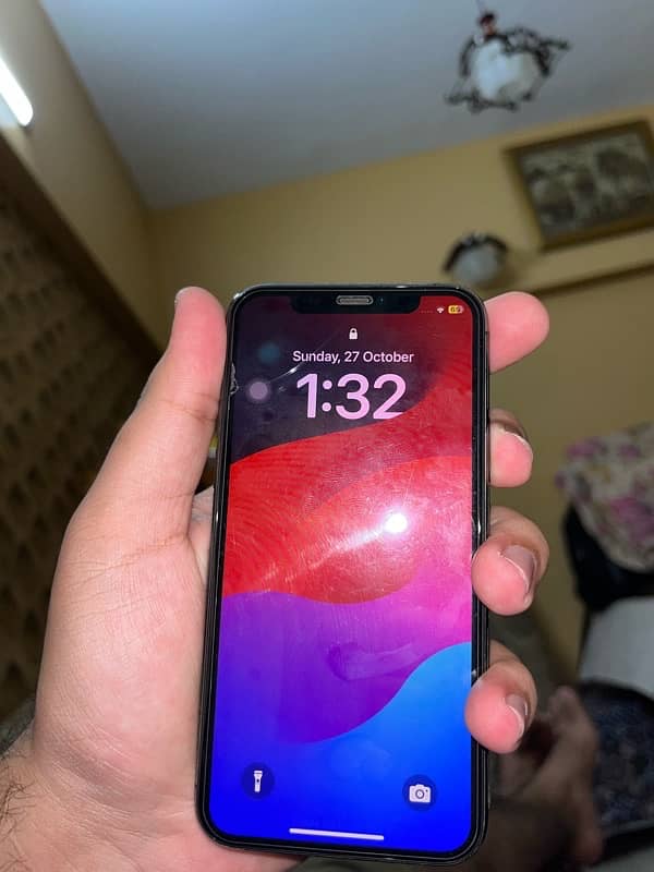 iphone 11 pro non pta factory unlock 10/10 condition all ok black clr 4