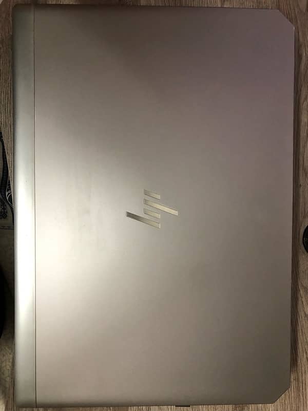 HP zbook 8th Generation diamond cut 1