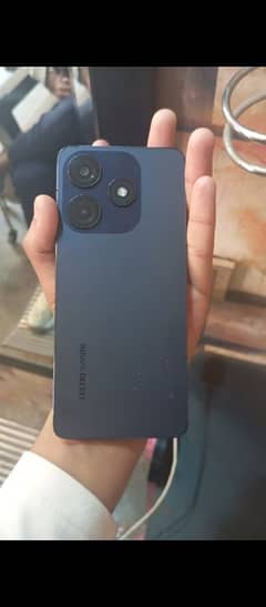 Tecno spark 10 pro 8 ram 128 memory