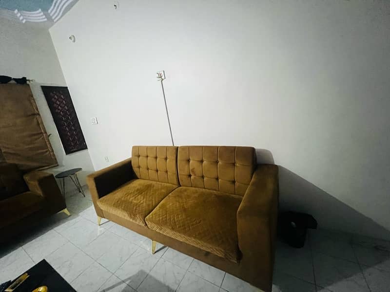 7 seater velvet sofaa 3