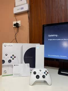 Xbox series s almost new