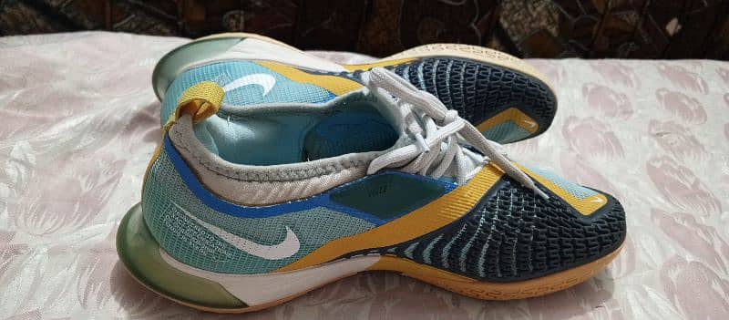 Badminton Nike shoes 100% original. 8.5 number ha 0