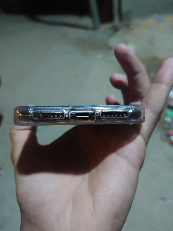 iphone xs 4