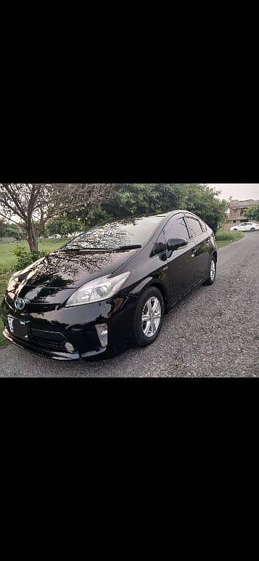 Toyota Prius 2013/17 1