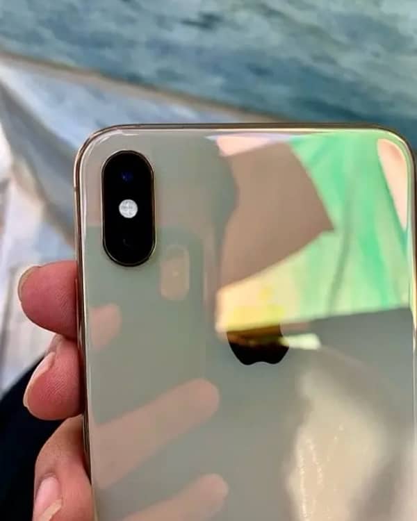 iphone xs max 64gb DUAL PTA APPROVED WATERPACK 10/10 4