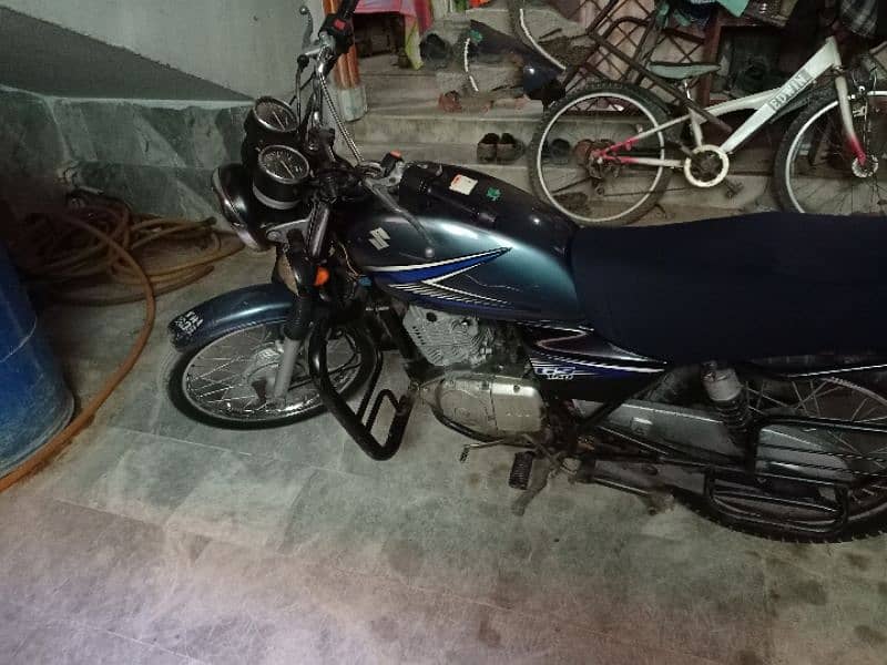 Suzuki GS 150 good condition 7