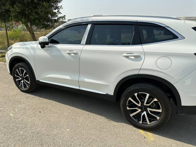 Haval H6 2023 Petrol 1.5 Turbo 7