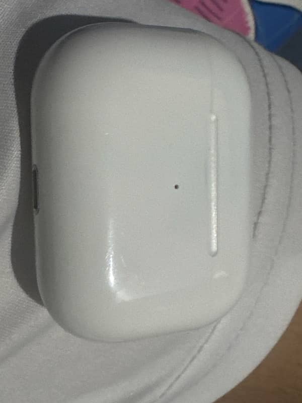 apple AirPod pro used (copy) 1