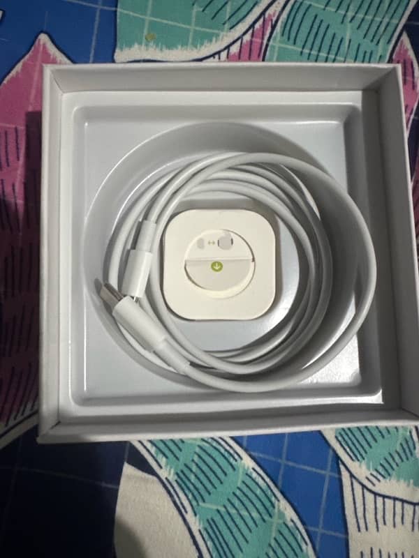 apple AirPod pro used (copy) 2