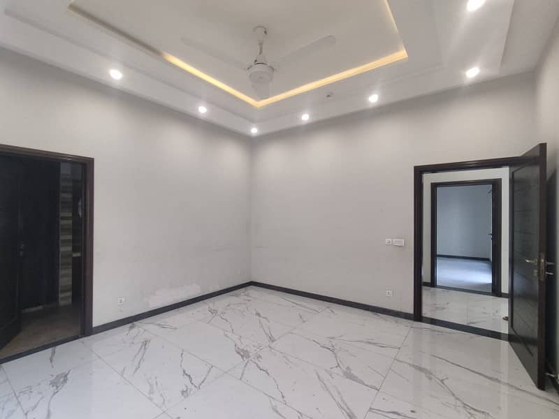 1 Kanal Bungalow Upper Portion Available For Rent In DHA Phase 7 Lahore 18