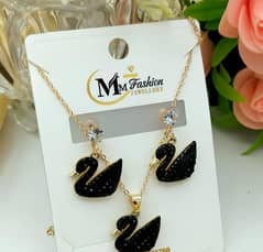 Duck necklace and earings gold plated set