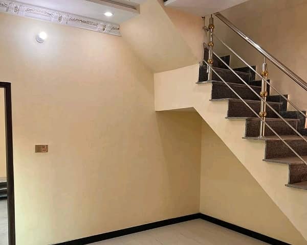 Corner House Of 3 Marla For Sale In Johar Town 5