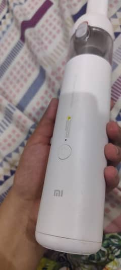 Xiaomi mini vacuum cleaner with box