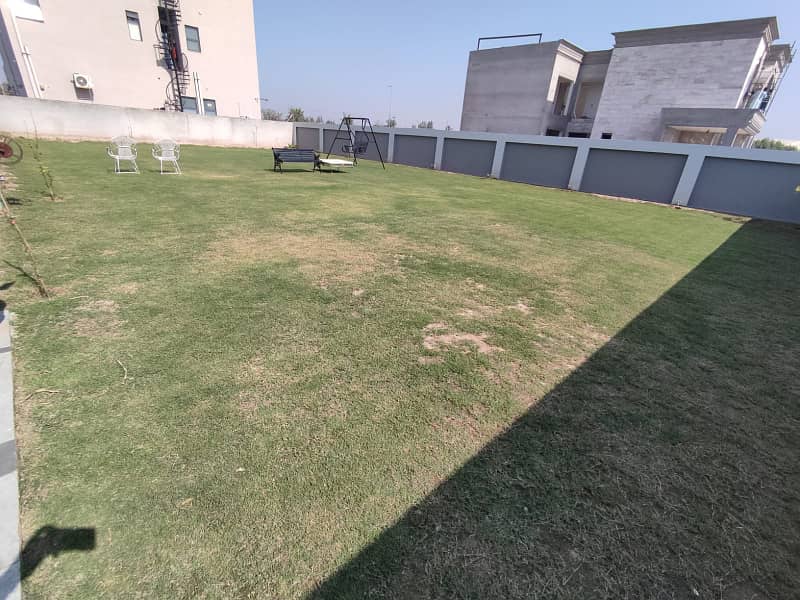 One kanal upper portion with one kanal lawn available for rent in DHA ph7 2