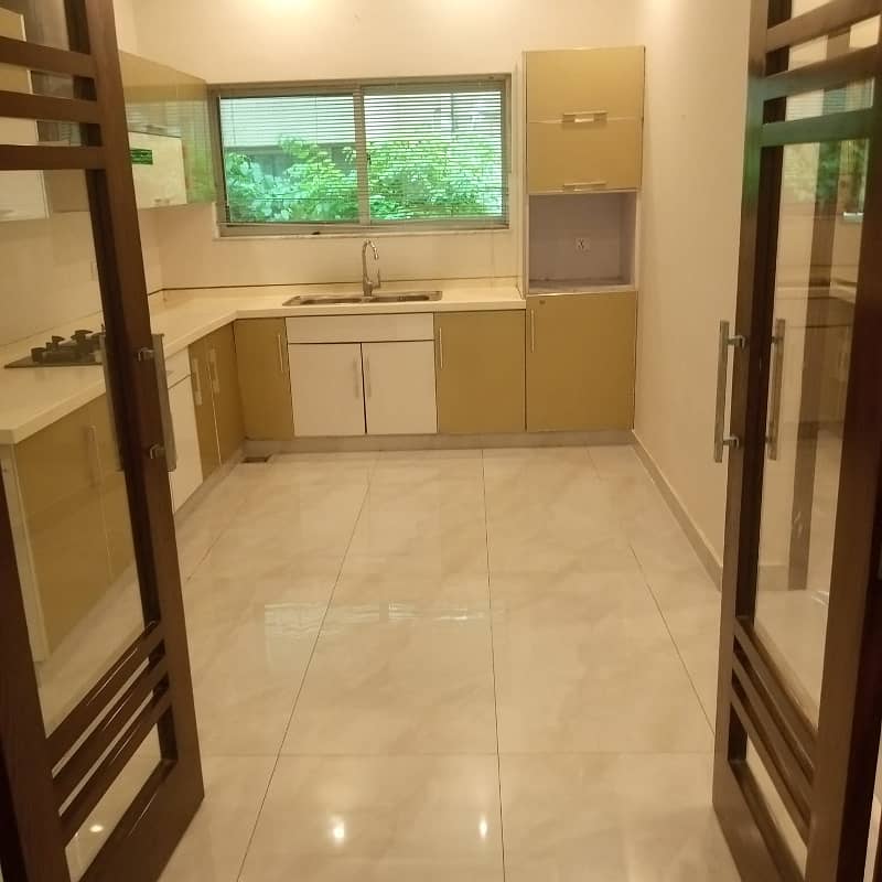 Upper Portion For Rent 9