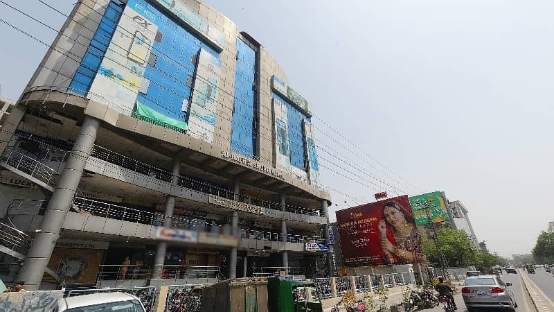 Prime Location Main Boulevard Gulberg Shop For Sale Sized 95 Square Feet 1