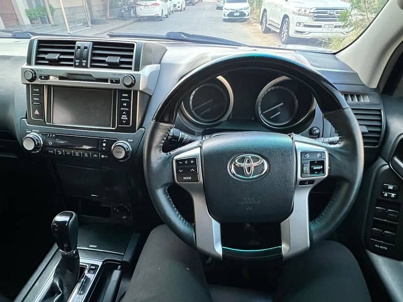 Toyota Prado 2016 Tx 7 Seater Sunroof 6