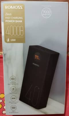 ROMOSS Power Bank 40,000mAh 18W