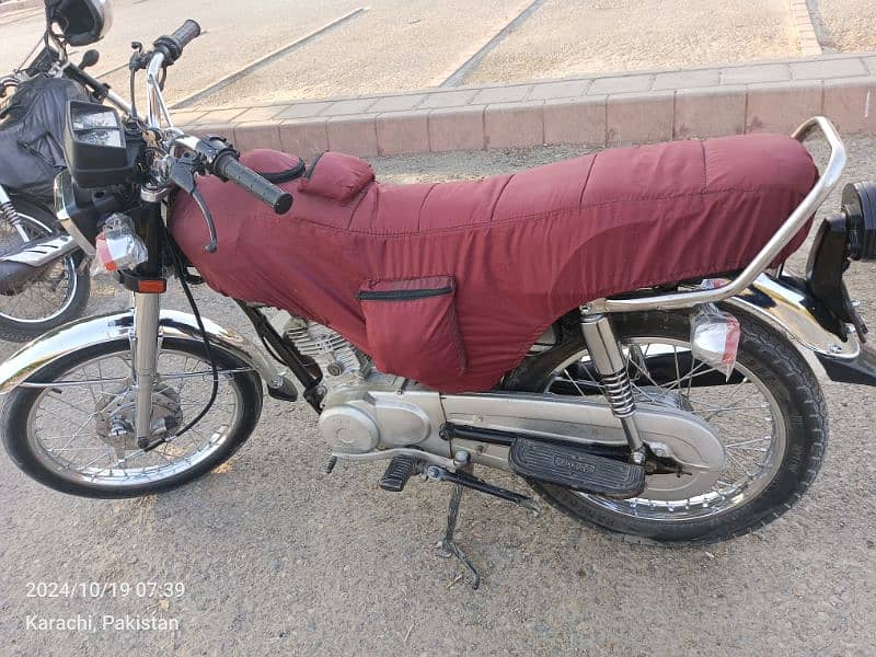 Honda CG 125 (2013) Layyah number 5