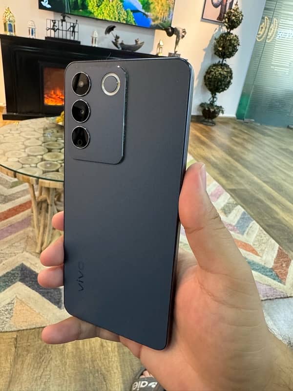 vivo v27e 1