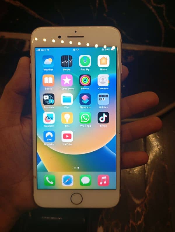 8 plus non PTA urgent sell 64gb water pak condition 10/9.5 golden clr 1