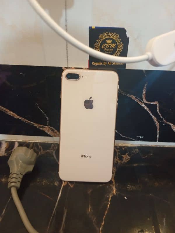 8 plus non PTA urgent sell 64gb water pak condition 10/9.5 golden clr 7