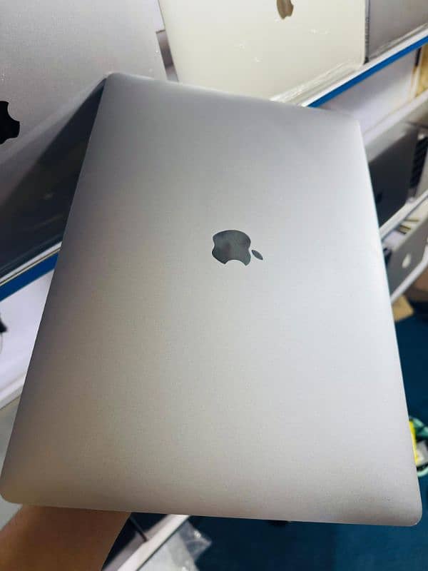 MacBook Pro 2019 6