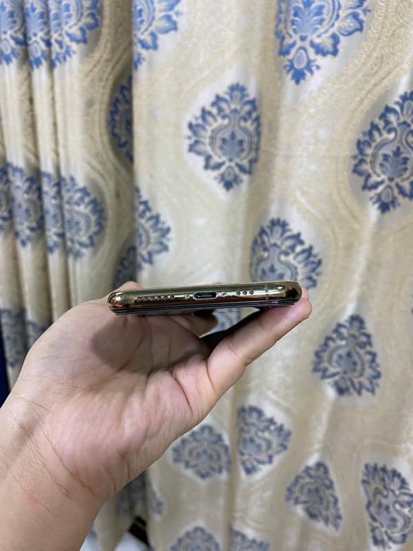 Iphone xs 256 gp 3