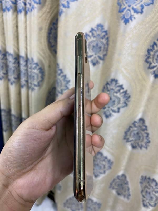 Iphone xs 256 gp 4