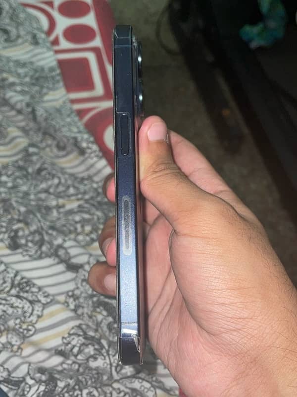 IPHONE 15 PRO JV 128 GB Blue Titanium 6