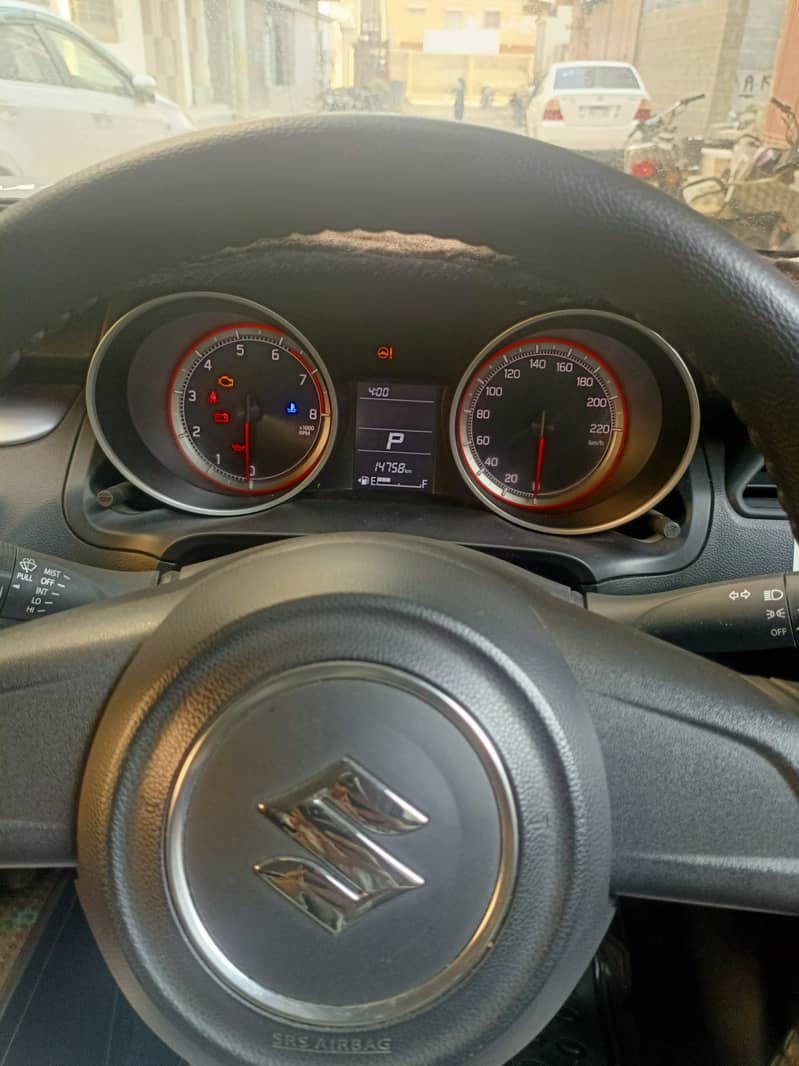 Suzuki Swift GL CVT 2022 3