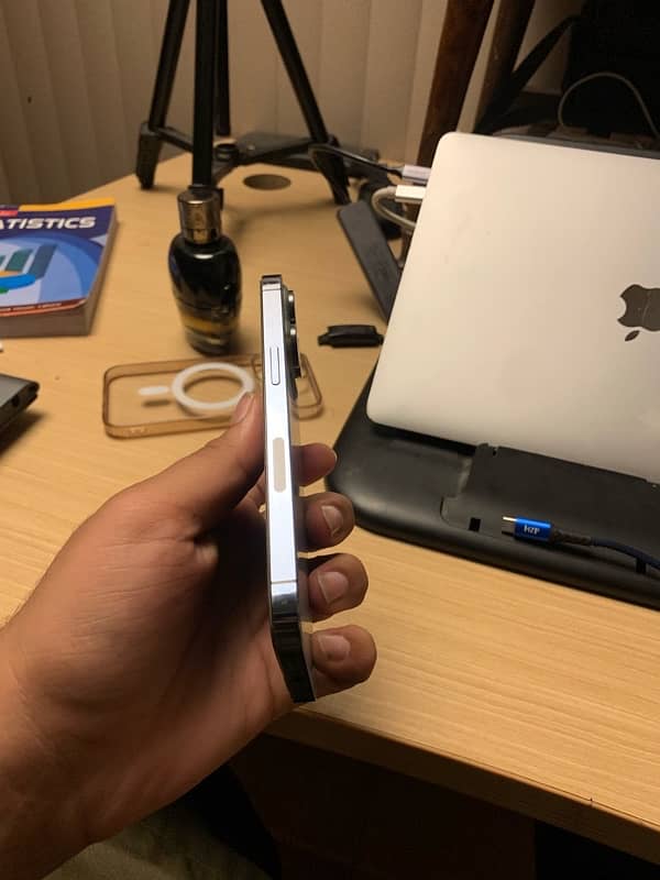 iPhone 13 Pro 128 GB Factory Unlock Exchange Possible 3