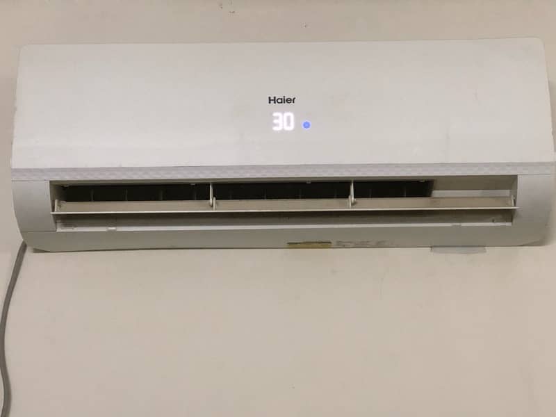 Haier 1.5 ton split non inverter for sale 2